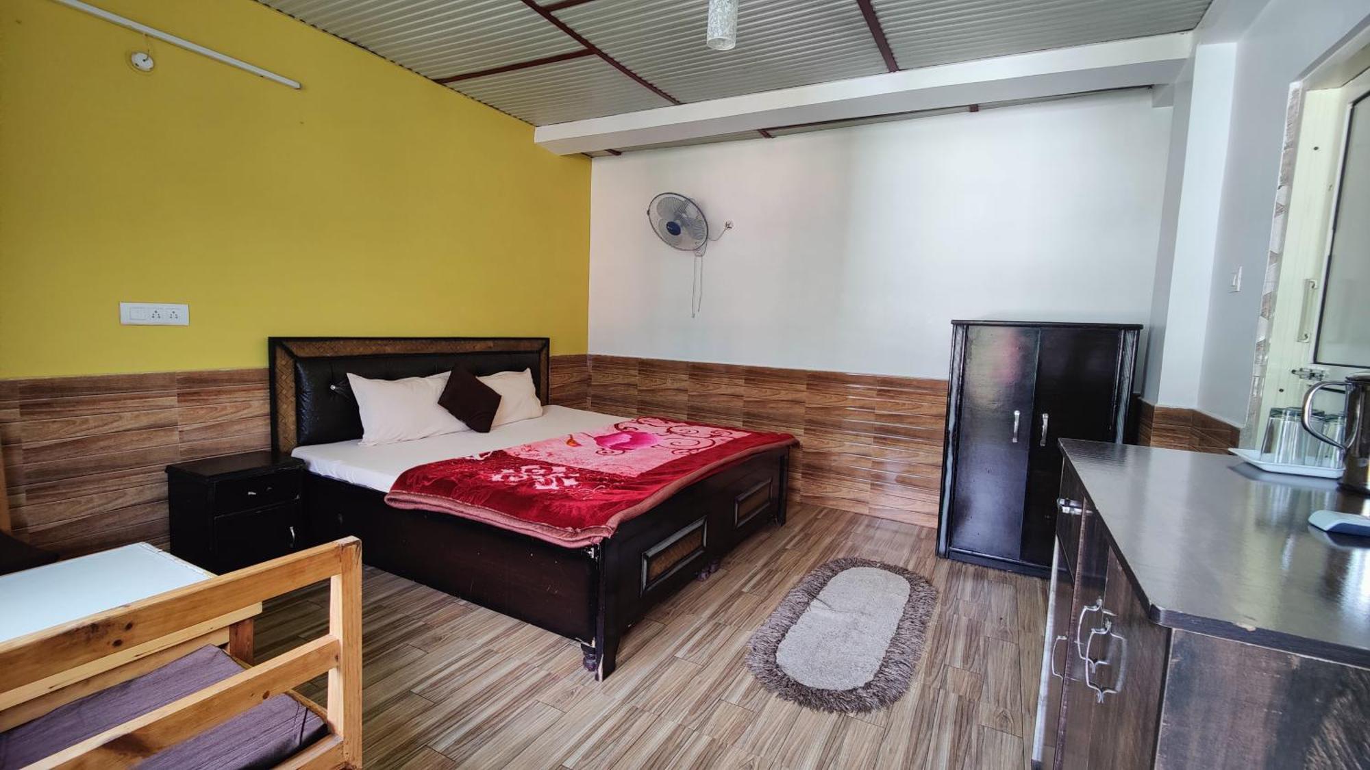 Sahaj Homestay Naddi Dharamshala Exterior foto